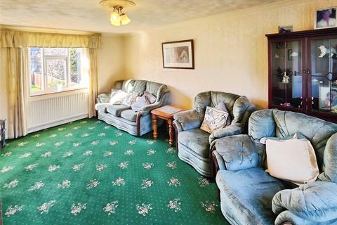 3 bedroom terraced house for sale, Maple Road, Warwickshire CV10