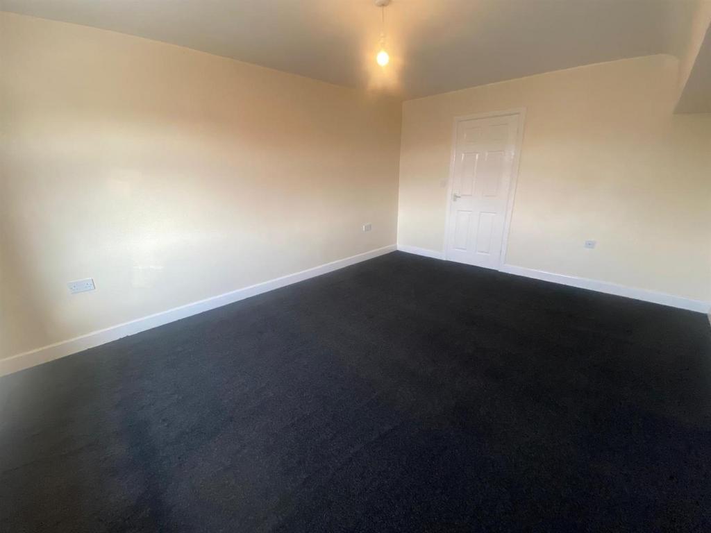 Bedroom one.jpg