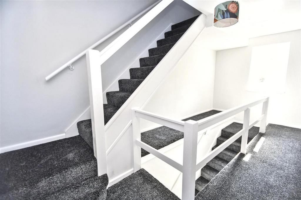 Landing/hallway