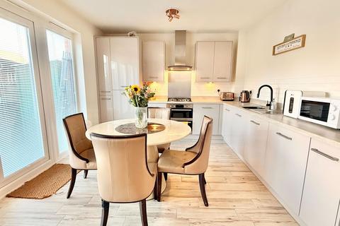 undefined, Clifton View Close, Houlton, CV23