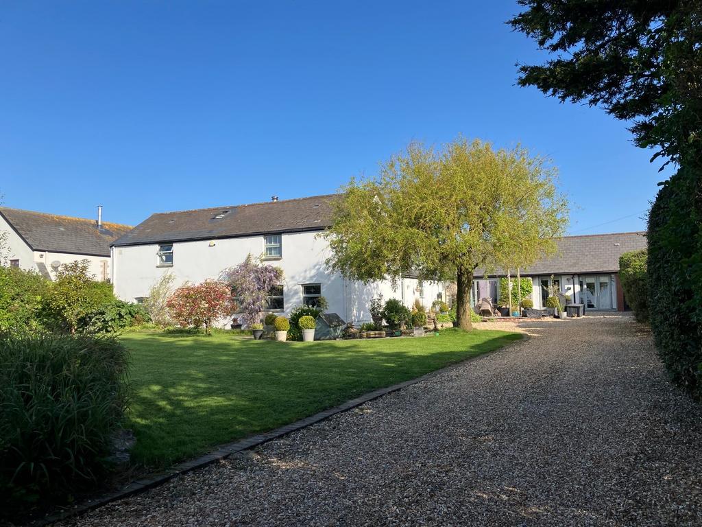 5 bedroom barn conversion for sale