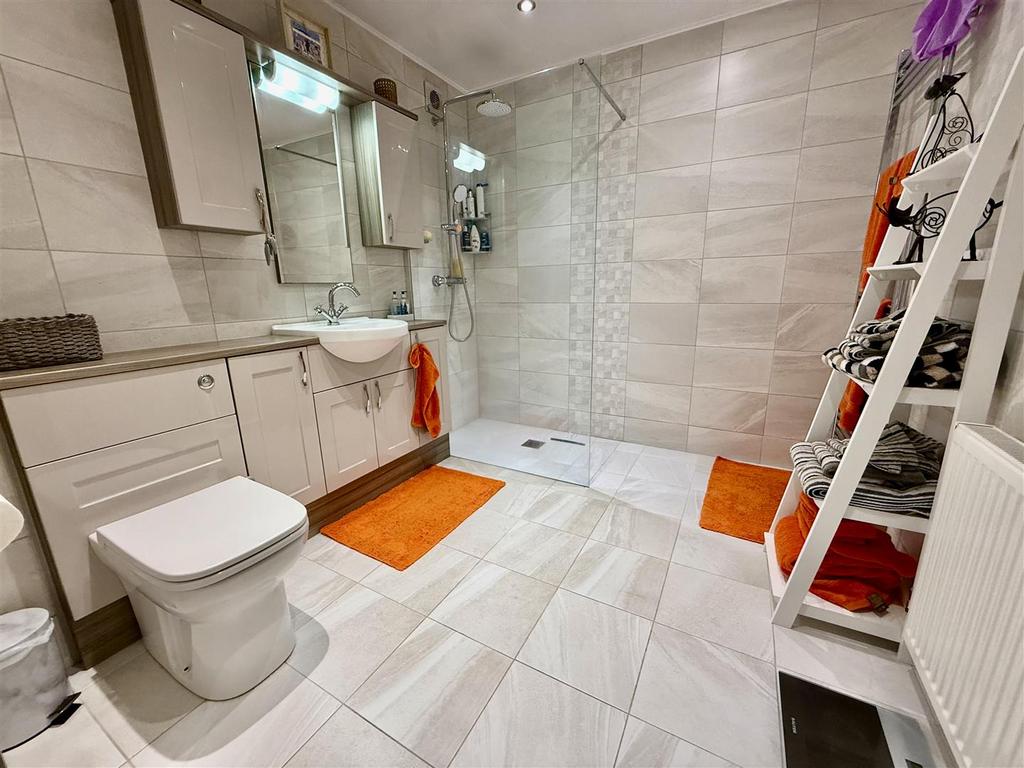 Shower room wc