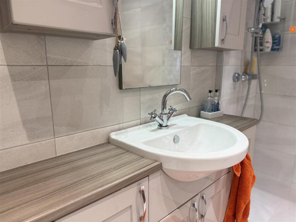 Shower room wc