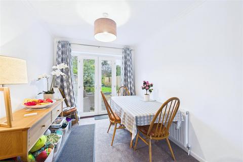 3 bedroom terraced house for sale, Central Clevedon living moments from amenities