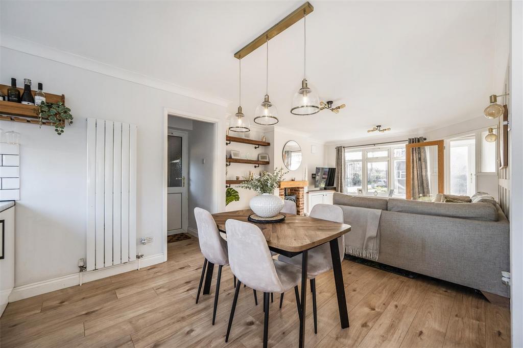 Kitchen/Dining