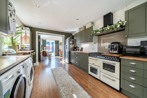 4 bedroom detached bungalow for sale, Ashfield, Sturton by Stow, Lincoln, Lincolnshire, LN1