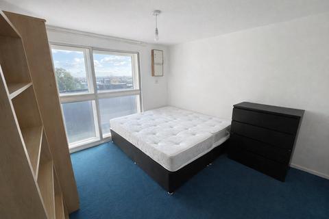 undefined, Harris Close, Greater London TW3
