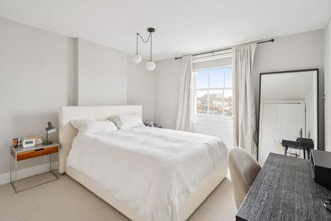 3 bedroom flat for sale, Cornwall Gardens, London SW7
