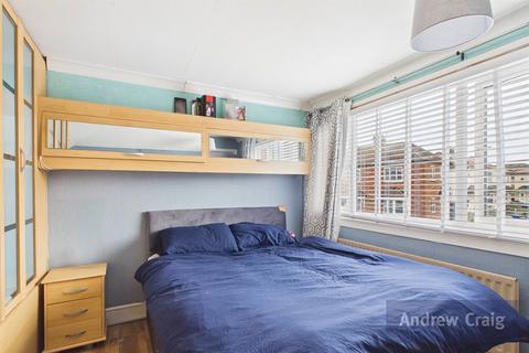 3 bedroom semi-detached house for sale, Marigold Walk, South Shields