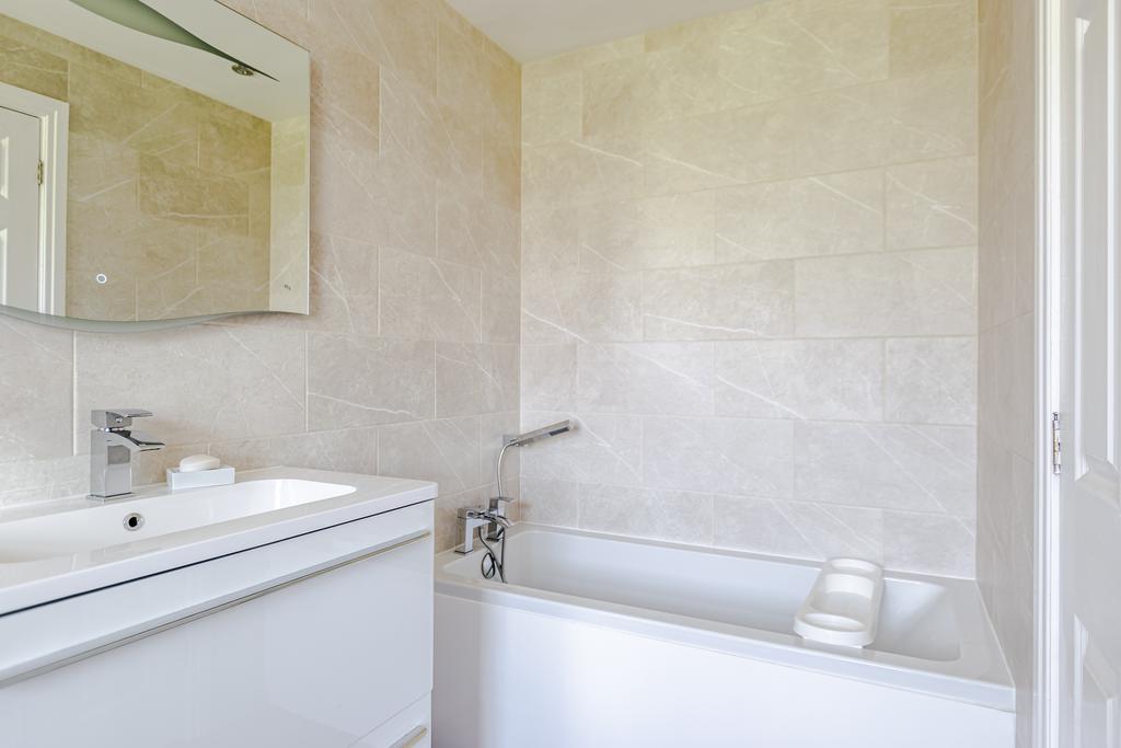 Bathroom2