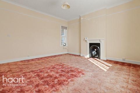 undefined, Scotney Street, New England