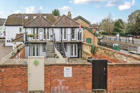 2 bedroom maisonette for sale, Boulters Lock Island, Maidenhead, SL6