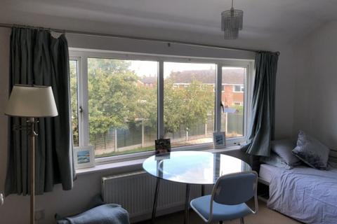 undefined, Cedar Close, UTTOXETER, ST14