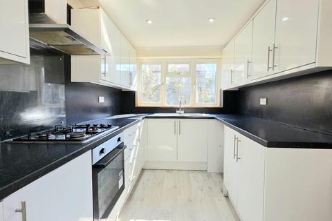 undefined, Canterbury Road, GRAVESEND, DA12