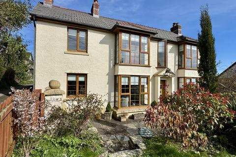 undefined, Carmarthen SA32