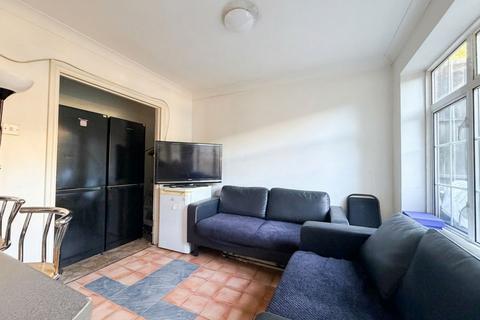 undefined, Belgrave Mews, Uxbridge, UB8