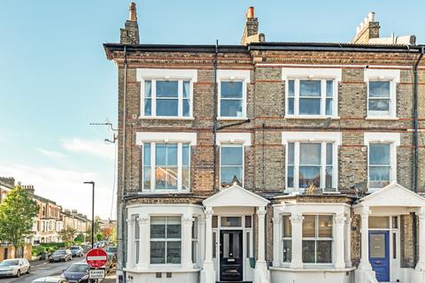 Stockwell Road, Brixton, London, SW9