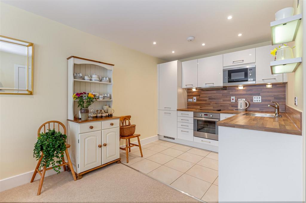 Kitchen-3.jpg