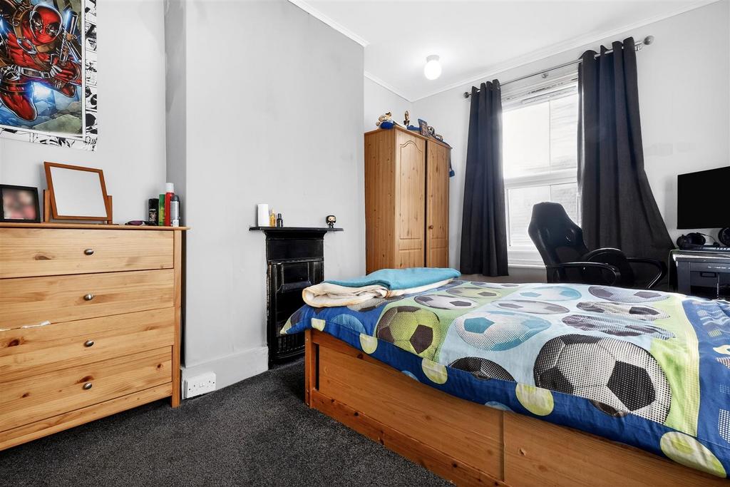Bedroom 4 c.jpeg