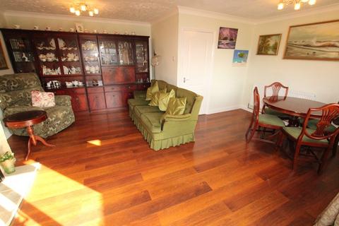 2 bedroom semi-detached bungalow for sale, Harrow Way, Watford WD19