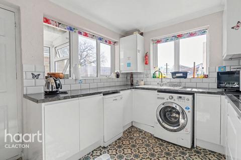 3 bedroom detached bungalow for sale, Shanklin Close, Clacton-On-Sea