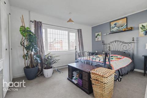 3 bedroom detached bungalow for sale, Shanklin Close, Clacton-On-Sea