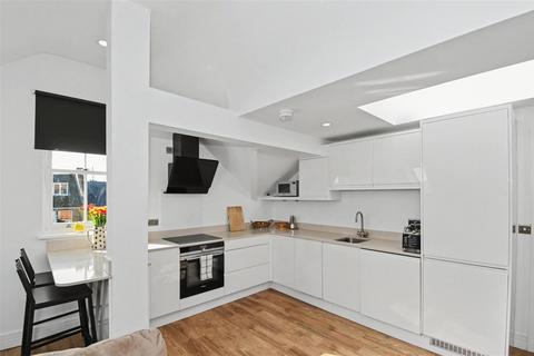 2 bedroom flat for sale, Morton Street, Leamington Spa