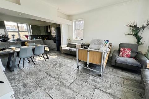 undefined, Killinghall Road, Bradford BD3