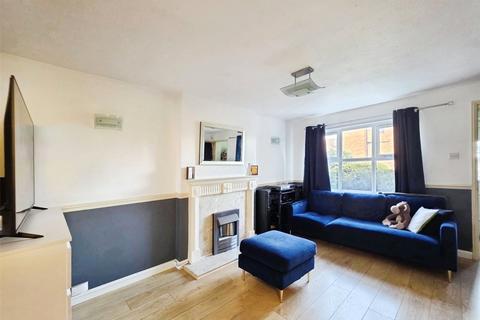2 bedroom semi-detached house for sale, Clifton Court, Dewsbury, West Yorkshire, WF13