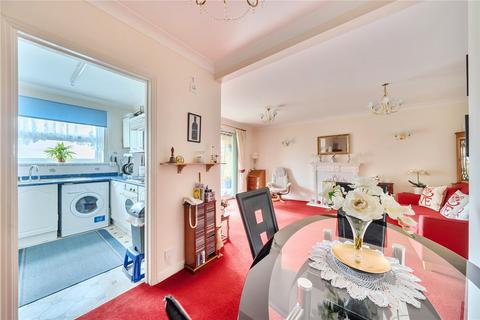 2 bedroom flat for sale, The Gilberts, Sea Road, Rustington, Littlehampton, BN16