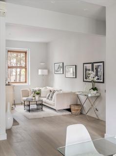 undefined, Warwick Gardens, Kensington, W14