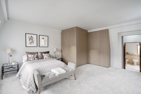 undefined, Warwick Gardens, Kensington, W14