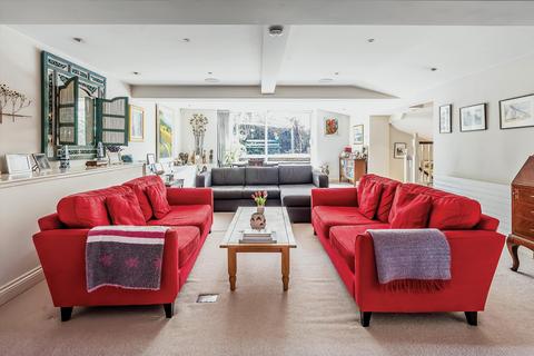 undefined, Guildown Road, Guildford, Surrey GU2