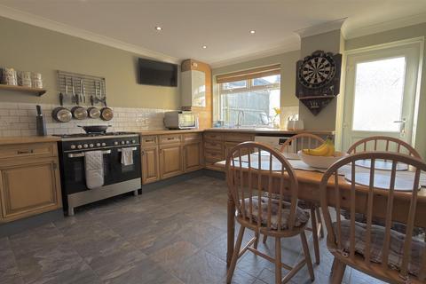 3 bedroom terraced house for sale, Giles Court, Aberdare CF44