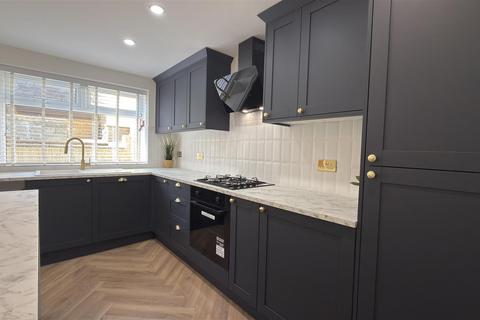 3 bedroom terraced house for sale, Catherine Street, Aberdare CF44