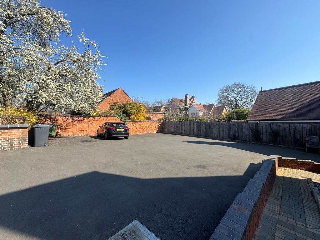 Car park.jpg
