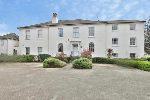 2 bedroom flat for sale, Purewell, Christchurch, Dorset, BH23