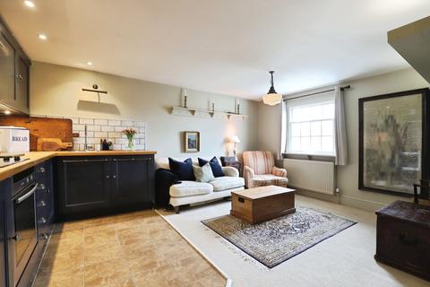 2 bedroom flat for sale, Purewell, Christchurch, Dorset, BH23