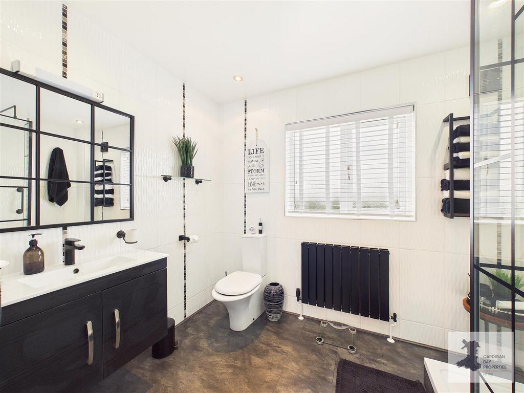 Ground floor shower room