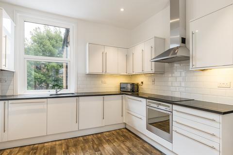 3 bedroom terraced house to rent, Melody Road, Wandsworth, SW18