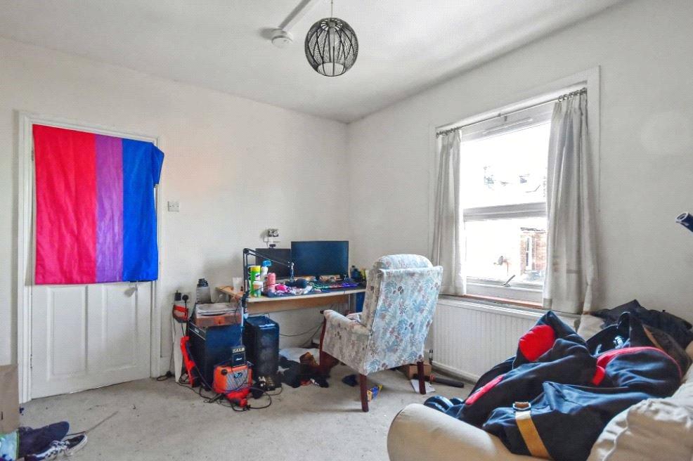 Picture No. 04
