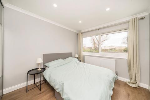undefined, Kingston Road, New Malden KT3