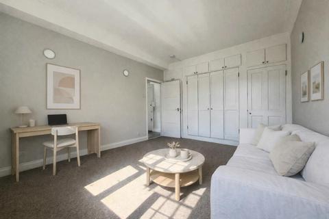 Studio to rent, Belsize Grove, Belsize Park, NW3
