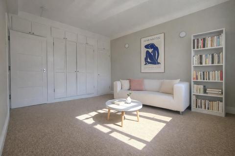 Studio to rent, Belsize Grove, Belsize Park, NW3