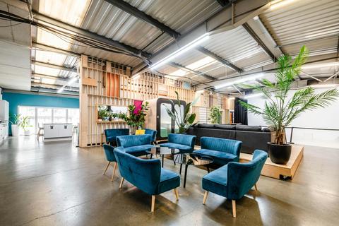 Industrial unit to rent, 5 Hancock Rd London E3 3DA