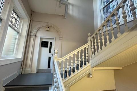 Office to rent, 28-30A High St Paisley PA1 2BZ