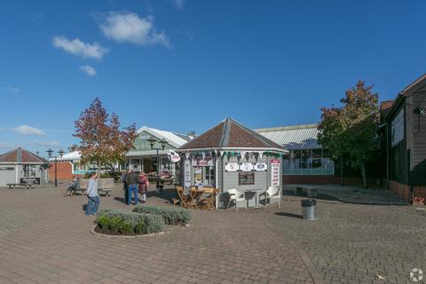 Retail property (high street) to rent, Eye Rd Peterborough PE1 4YZ