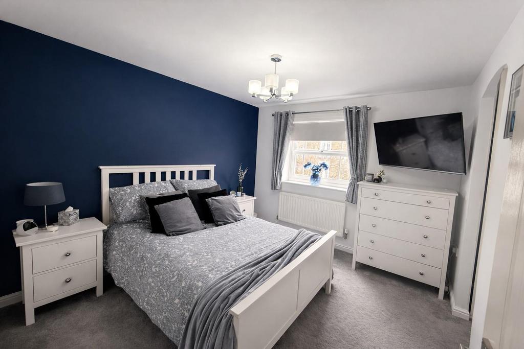 Professional bedroom 1.jpeg