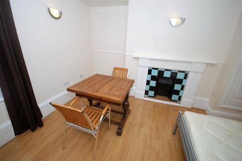 undefined, 80, Emscote Road, Warwick