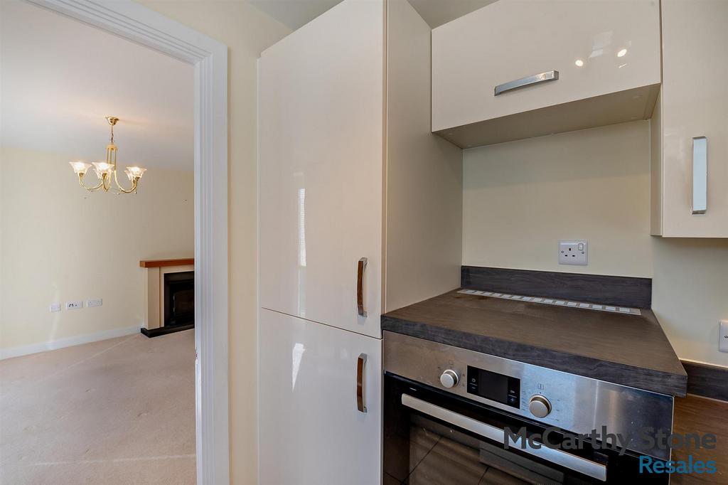 8681637-interior09-800.jpg